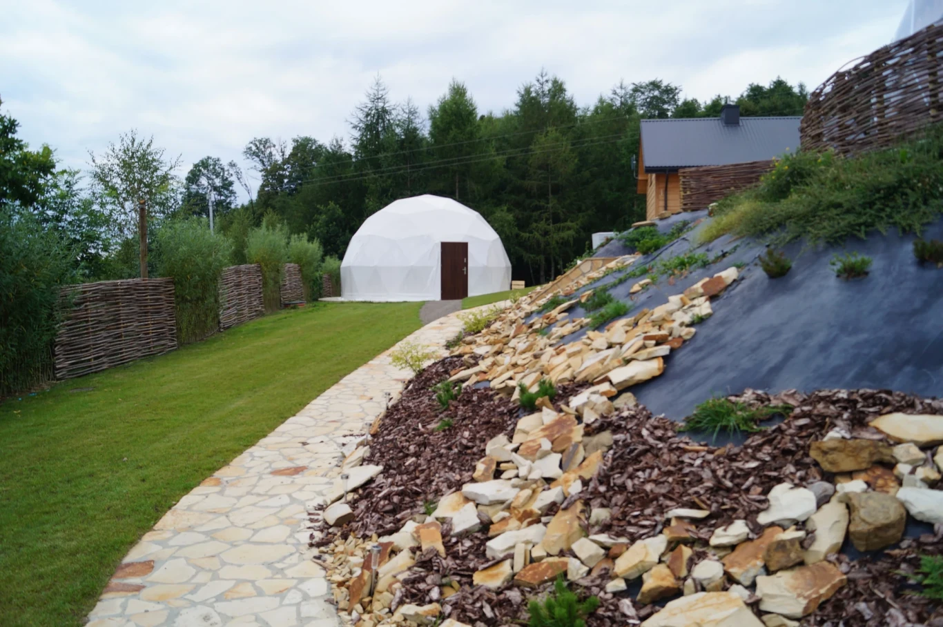 Zdjęcie podglądowe 1